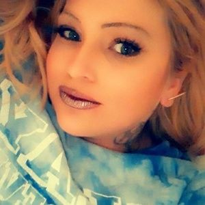 Meet your Posher, Natalee